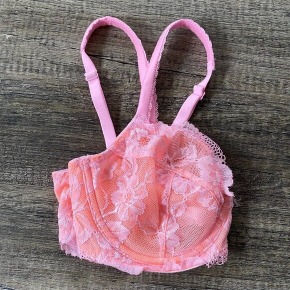Victoria's Secret Bra Size 34D - Picture 2 of 9